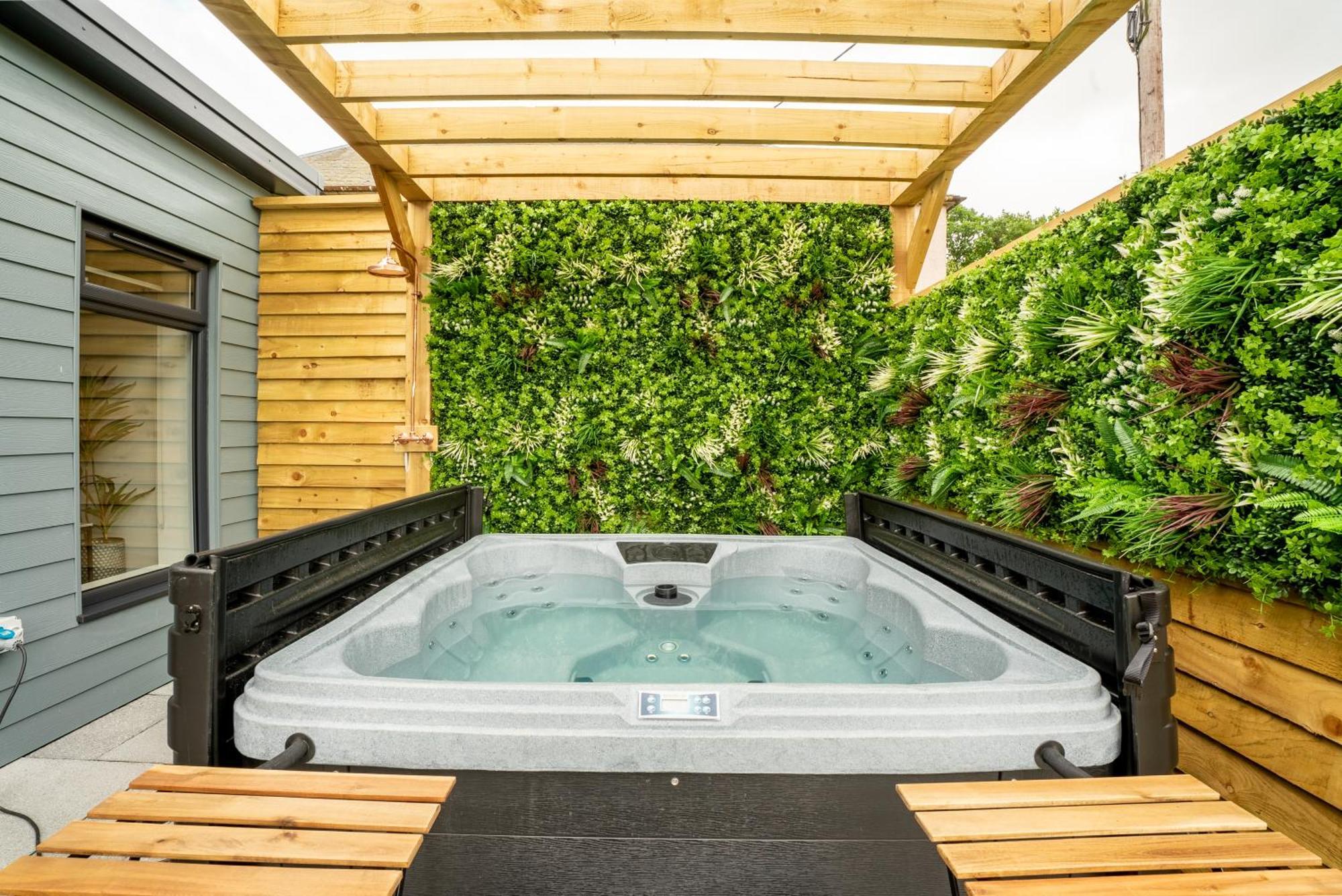 Cottage With Hot Tub Near Knockhill Saline Exterior foto